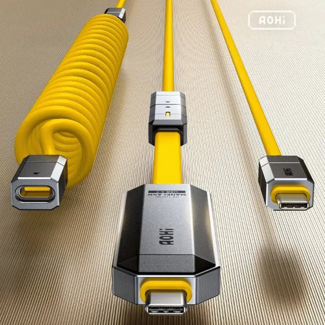 スマホ撮影革命! 充電ケーブルにもストレージにもなる超小型マグネットUSB「AOHi MagFlash」