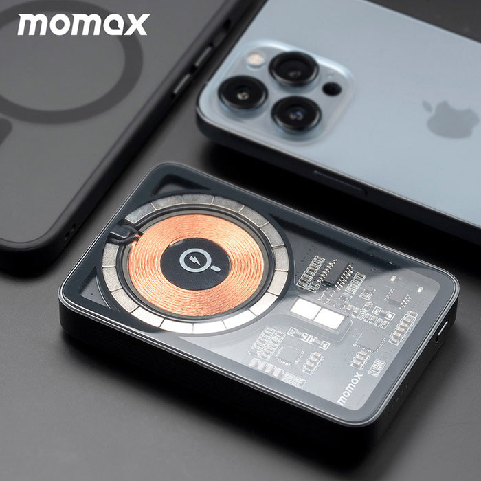 基板やコイルが透けて見れるスケルトンデザイン! MOMAX(モーマックス)Q.Mag Power マグネット式ワイヤレスバッテリー